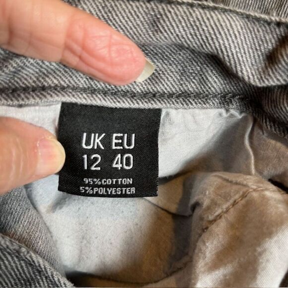 Nasty Gal Light Wash Black Denim Relaxed with Tapered Leg Women's Jeans Size 10 - Picture 9 of 11